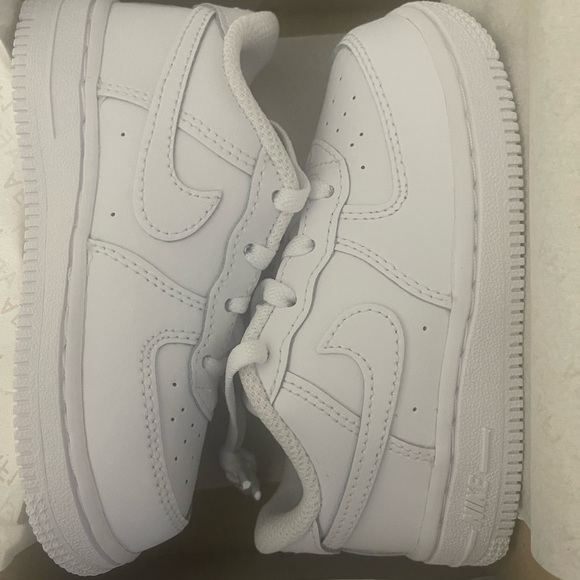 NIKE AIR FORCE 1 LE TD WHITE - Picture 4 of 4